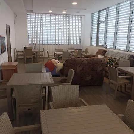 & Cafe Mild